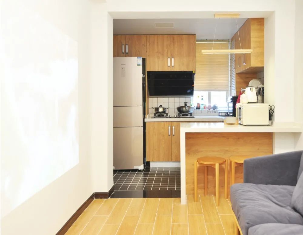 58㎡溫馨小家，小兩居還巧妙的分隔出一間獨立小書(shū)房，超贊