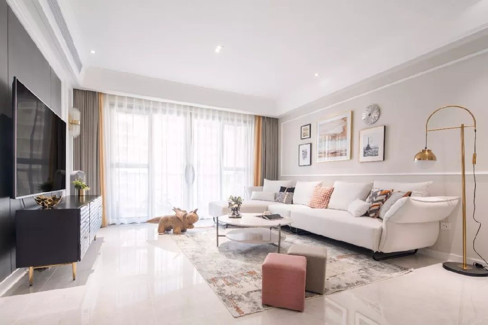 113㎡清新美式風(fēng)三居室，雙面玄關(guān)收納柜+石膏線(xiàn)背景墻真漂亮