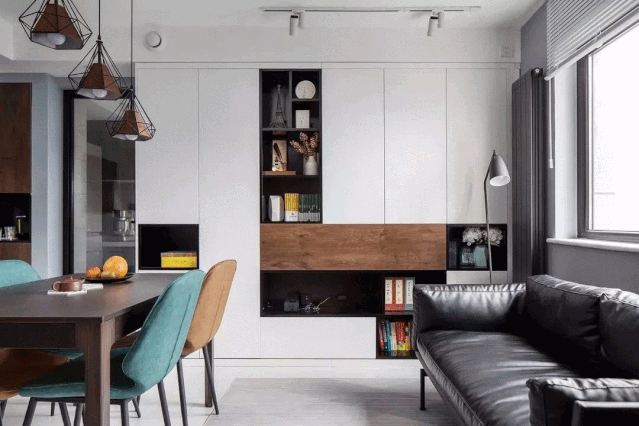 手槍?xiě)粜颓筛脑?，還有個(gè)讓人羨慕的衣帽間