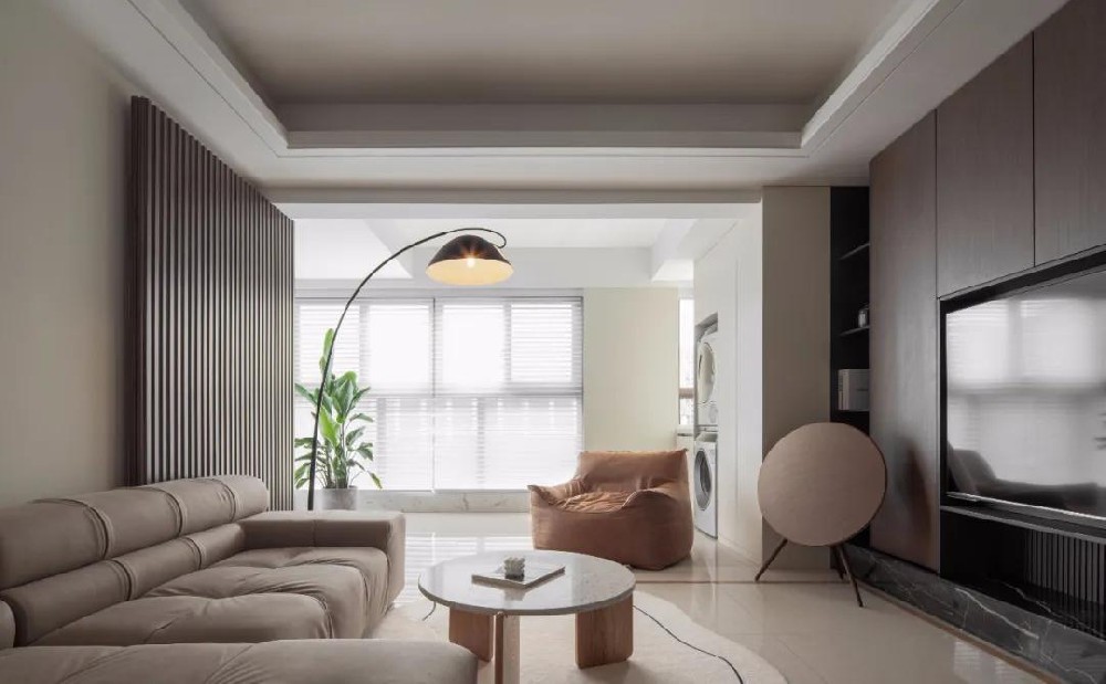 138㎡精裝房改造，以溫柔奶油色為底色，開(kāi)啟溫馨品質(zhì)生活