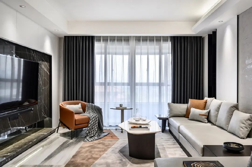 126㎡現代輕奢，雞肋長(cháng)條形廚房改造有新意