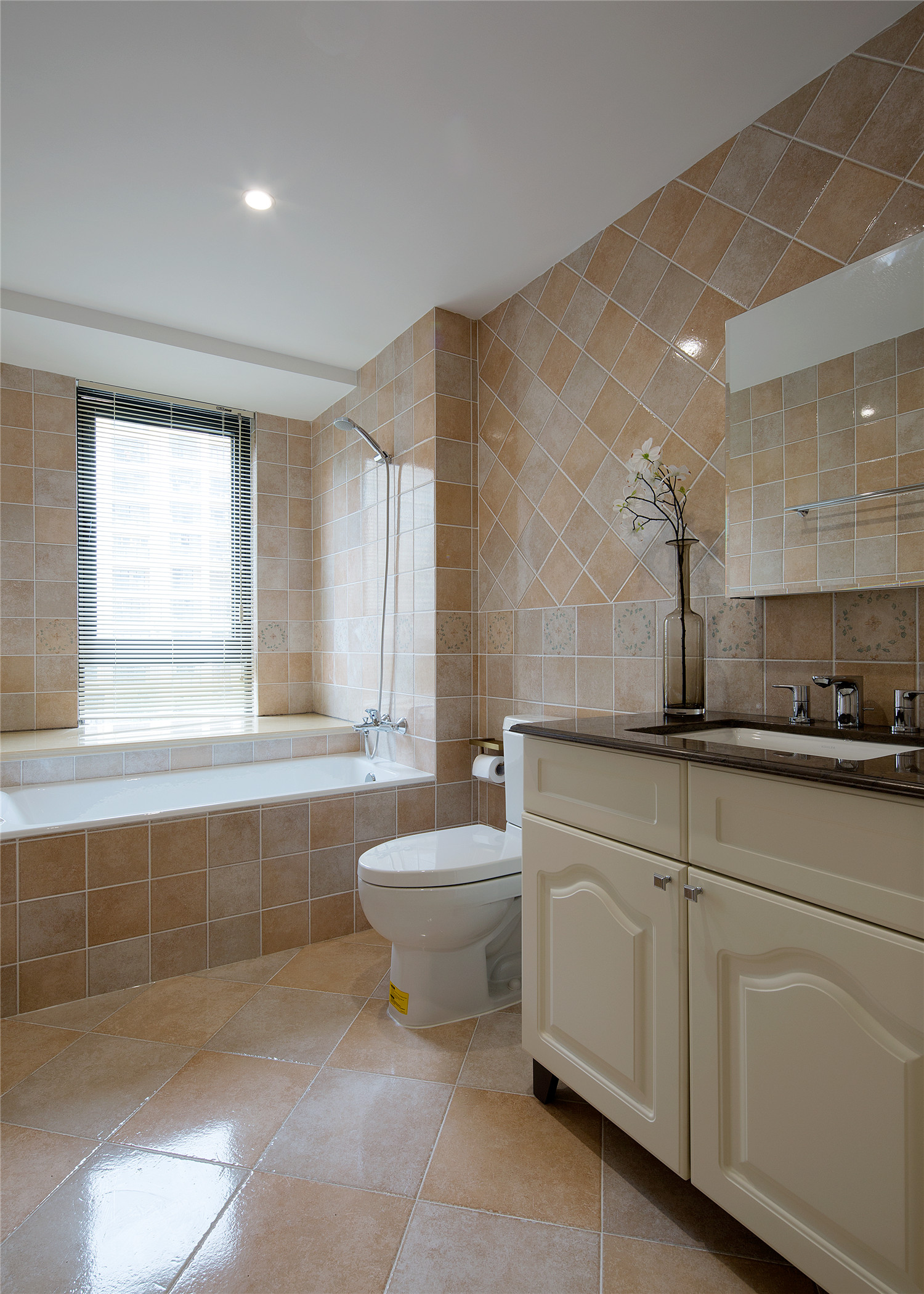 簡(jiǎn)約風(fēng)格裝修衛生間示意圖