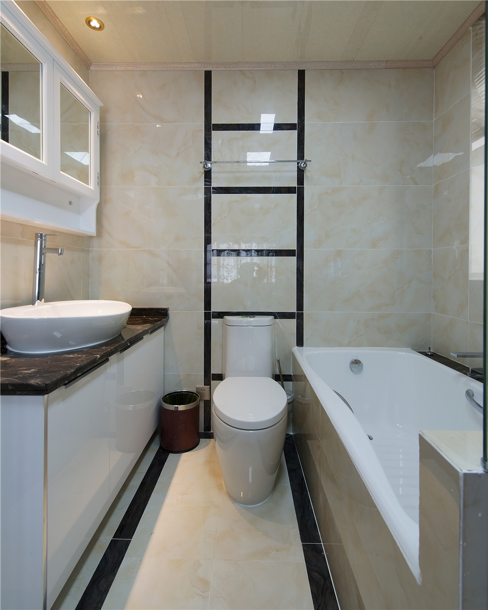 簡(jiǎn)約風(fēng)格裝修衛生間示意圖