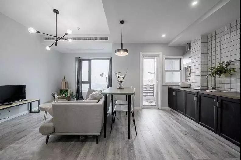 50㎡北歐風(fēng)單身公寓，簡(jiǎn)約清雅，這樣的溫馨小窩，真讓人羨慕