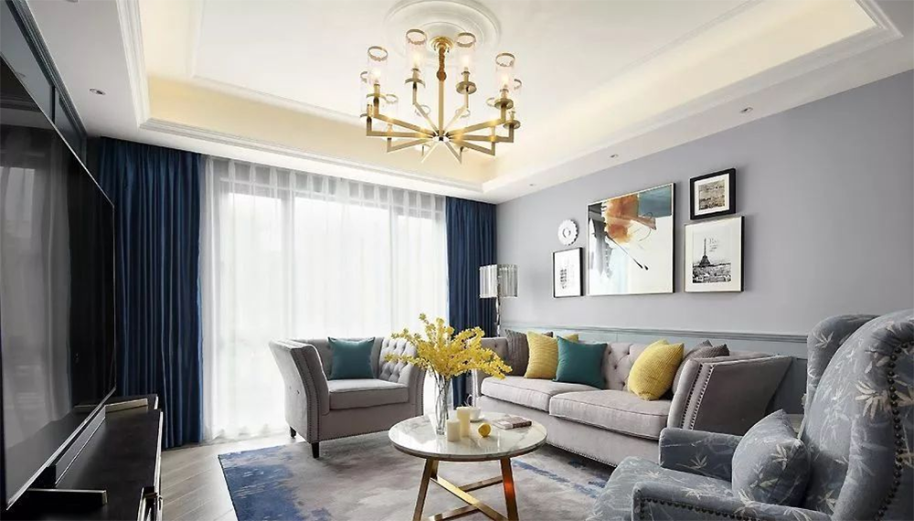 120平米，金色元素的裝點(diǎn)釋放出輕奢美感