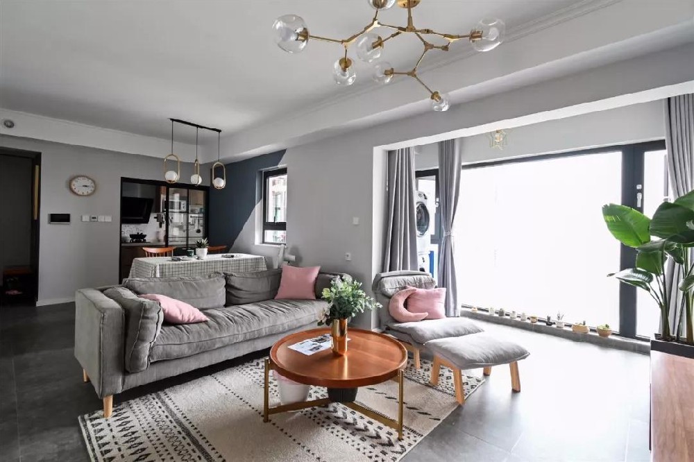 96㎡美式灰色和藍色色彩碰撞，打造別樣高級感