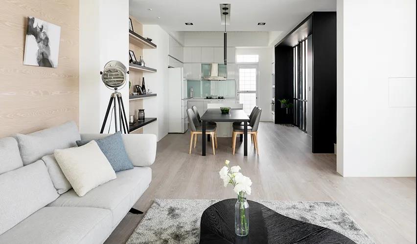 70㎡復式住宅空間開(kāi)闊通透，在家欣賞美景