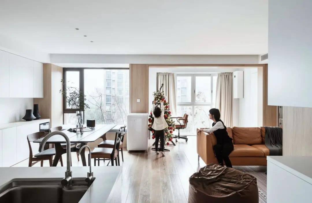 三室兩廳空間通透，布局靈動(dòng)，非常實(shí)用