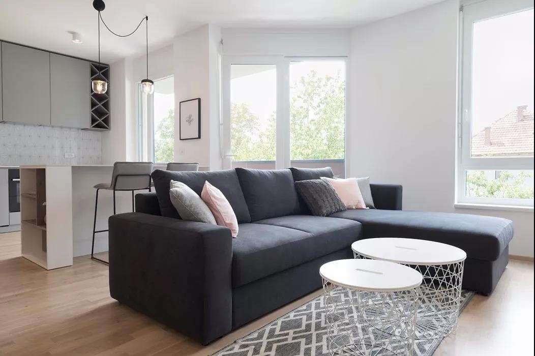 92㎡現代簡(jiǎn)約風(fēng)格公寓明亮舒適，閑情愜意