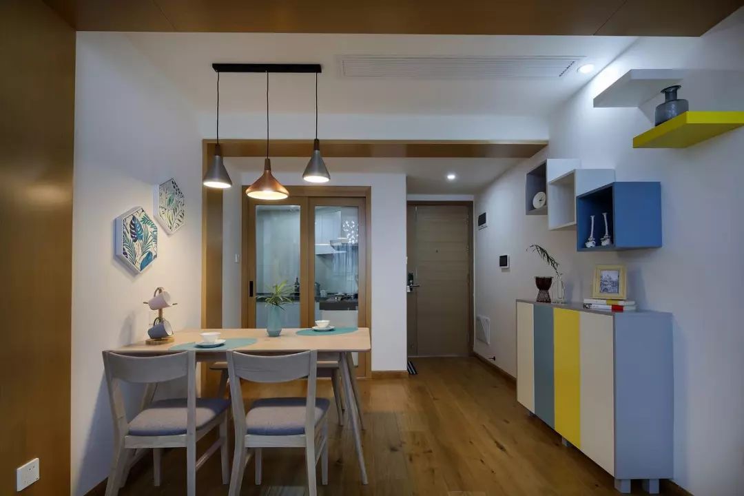 89平三居室，格調滿(mǎn)滿(mǎn)的北歐風(fēng)，真的夠帥氣